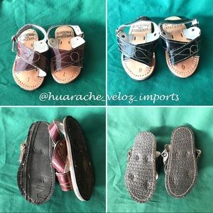 Huarache cruzado de Niño / sandals